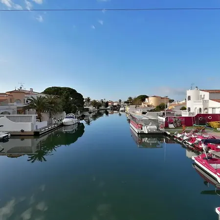 Leon Inmo Casa Ella - 13009 Dom wakacyjny *