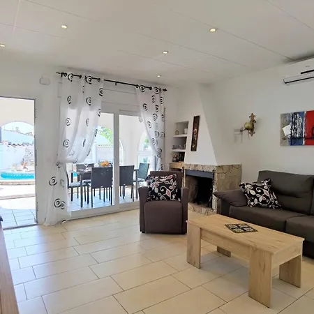 Nyaraló Leon Inmo Casa Ella - 13009 Empuriabrava
