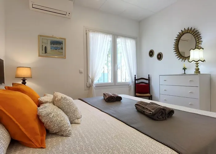 Dom wakacyjny Leon Inmo Casa Ella - 13009 *